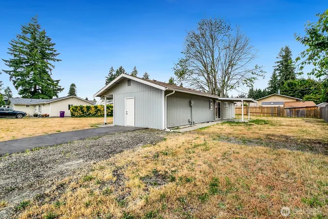 $2,500 | 12611 135th Street East, Puyallup, WA 98374
