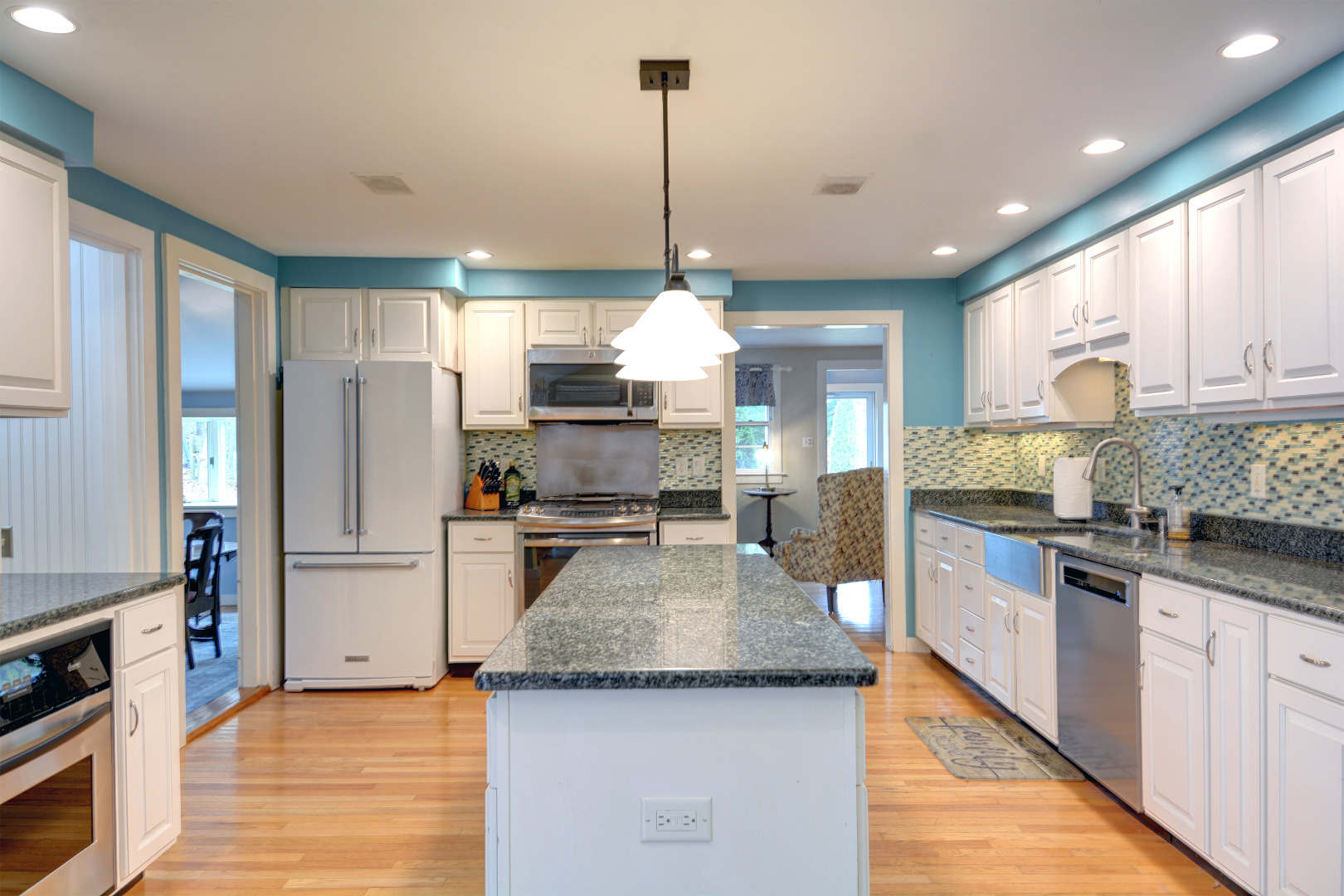 35 Mariners Way Edgartown, MA 02539 - Photo 12 of 32