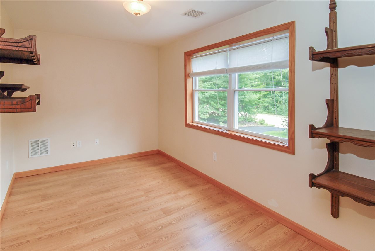 39 Fox Road Middleton, NH 03887 - Photo 19 of 40