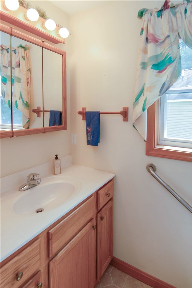 39 Fox Road Middleton, NH 03887 - Photo 24 of 40