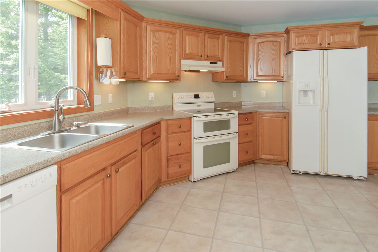 39 Fox Road Middleton, NH 03887 - Photo 6 of 40