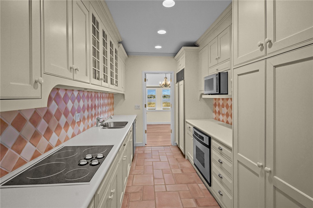 2 Bagy Wrinkle Cove Warren, RI 02885 - Photo 19 of 50