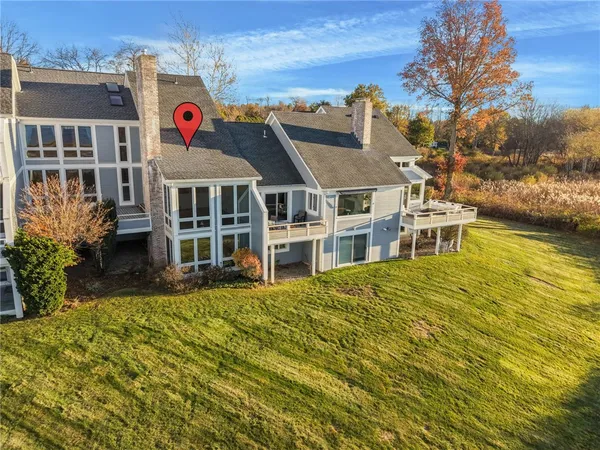$1,095,000 | 2 Bagy Wrinkle Cove, Warren, RI 02885