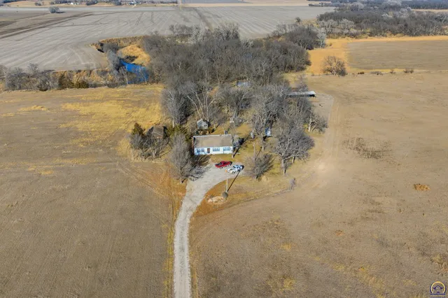 $1 | 0 Indian Village Road, Belvue, KS 66407