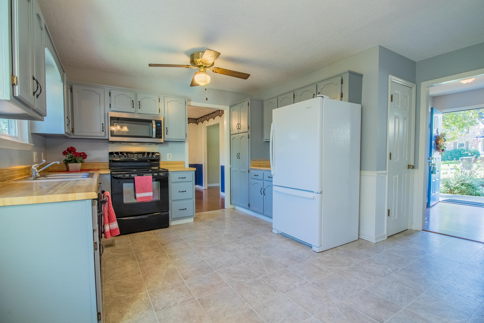 8819 Hurricane Ridge Road Chattanooga, TN 37421 - Photo 14 of 49 8819-Hurricane-Ridge-Rd-Low-Res-27