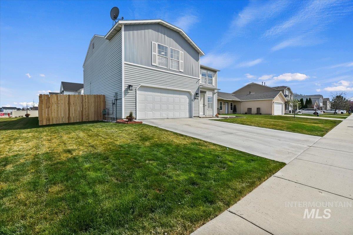 16616 Ruego Way Caldwell, ID 83607 - Photo 4 of 32