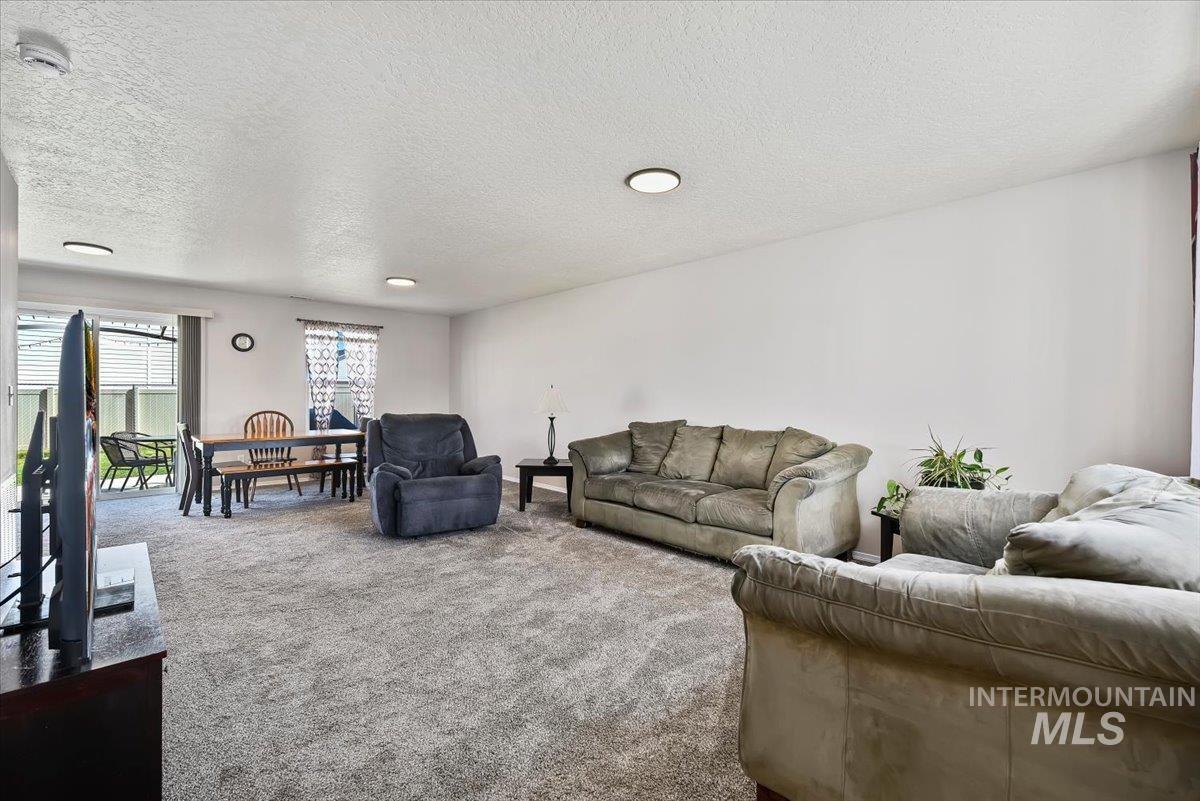 16616 Ruego Way Caldwell, ID 83607 - Photo 7 of 32