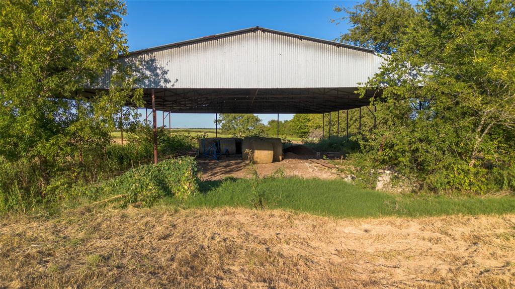 Tbd Tbd Hcr-3118 Abbott, TX 76621 - Photo 12 of 16 View of yard