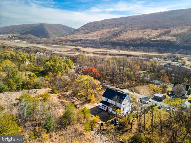 $285,000 | 1104 Princeton Avenue, Palmerton, PA 18071