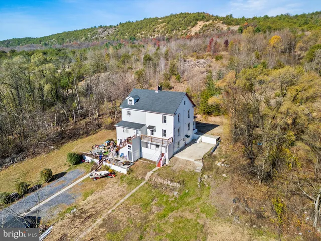 $285,000 | 1104 Princeton Avenue, Palmerton, PA 18071