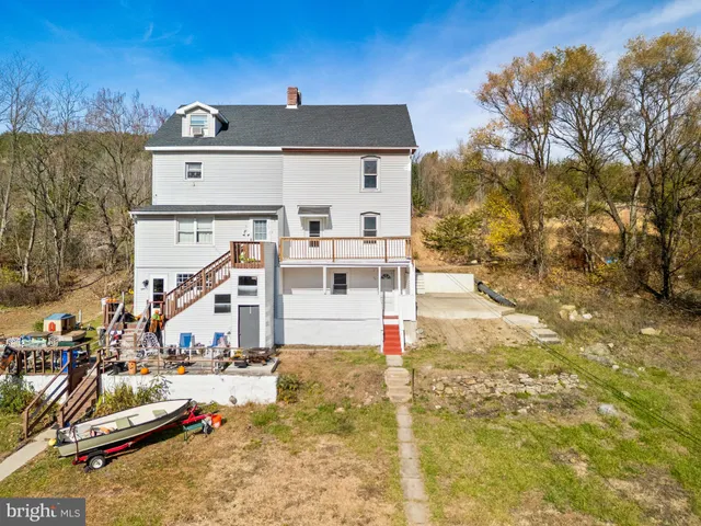 $285,000 | 1104 Princeton Avenue, Palmerton, PA 18071