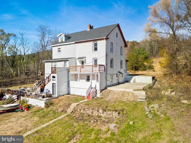 $285,000 | 1104 Princeton Avenue, Palmerton, PA 18071
