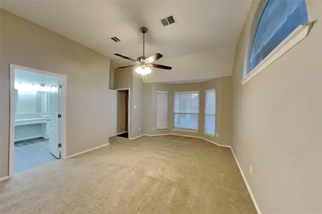 $2,550 | 301 Hudson Falls Drive, Arlington, TX 76002