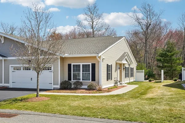 $520,000 | 117 Rogerson Crossing, Unit 117, Uxbridge, MA 01569