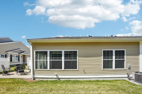 $520,000 | 117 Rogerson Crossing, Unit 117, Uxbridge, MA 01569