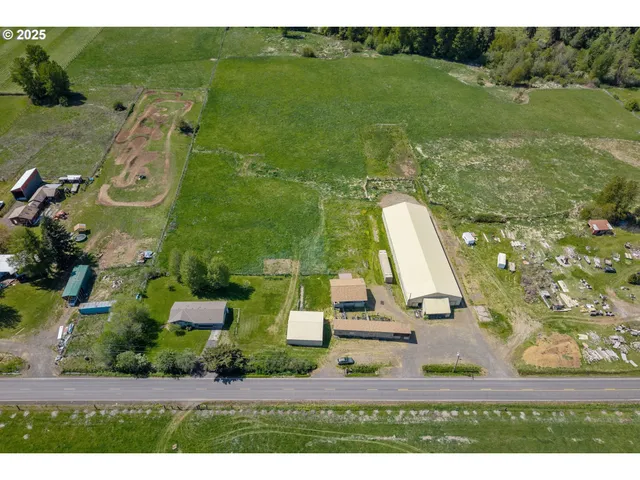 $995,000 | 3900 Wyeast Road, Hood River, OR 97031