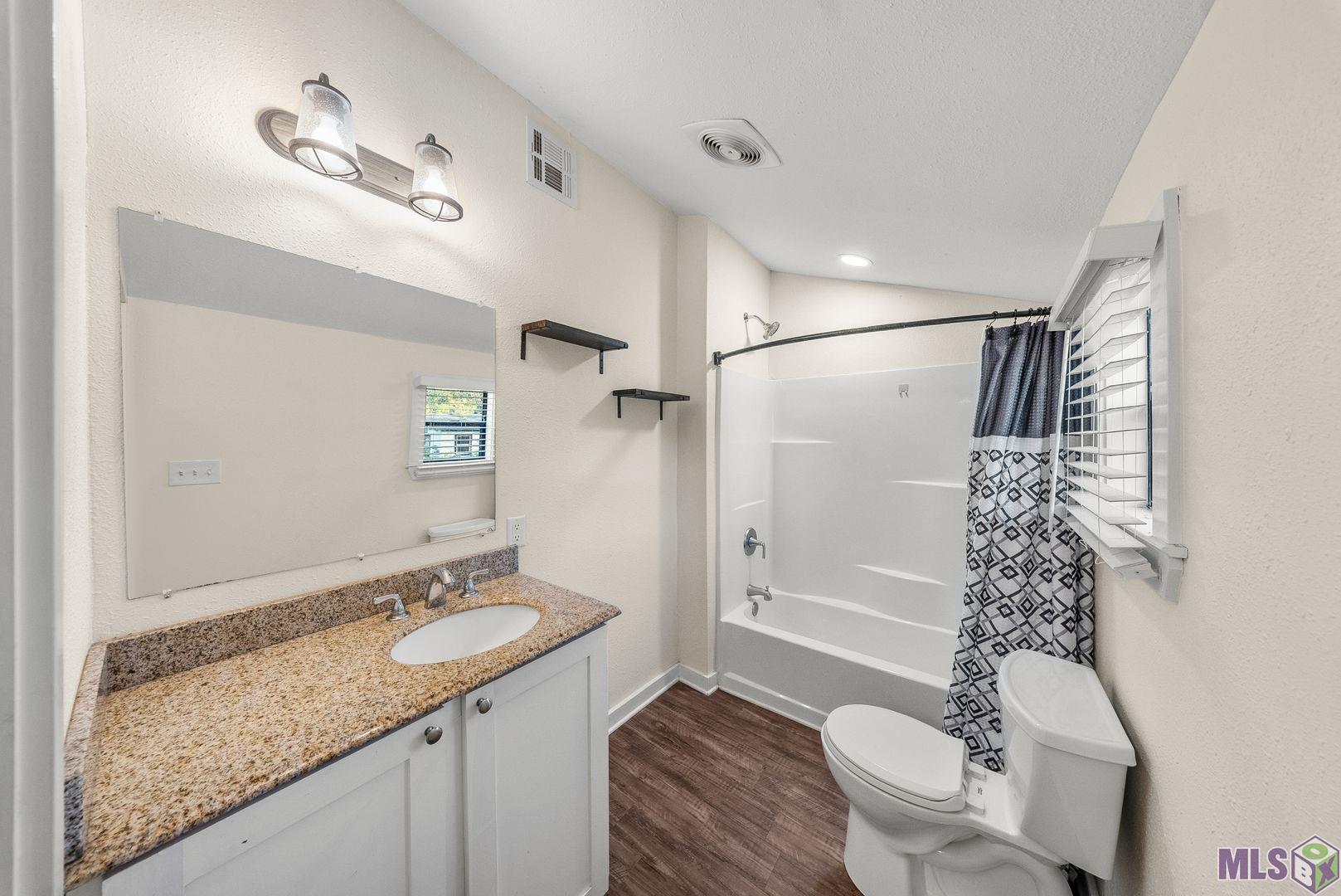 306 Courthouse Street Port Allen, LA 70767 - Photo 5 of 7