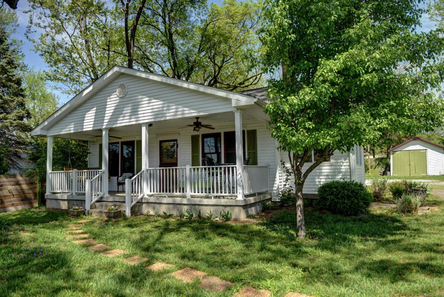 619 Kingston Road Lexington, KY 40505 - Photo 1 of 27 Photo 1