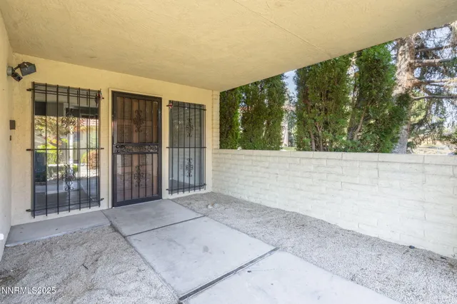 $3,400 | 3447 Skyline Boulevard, Reno, NV 89509