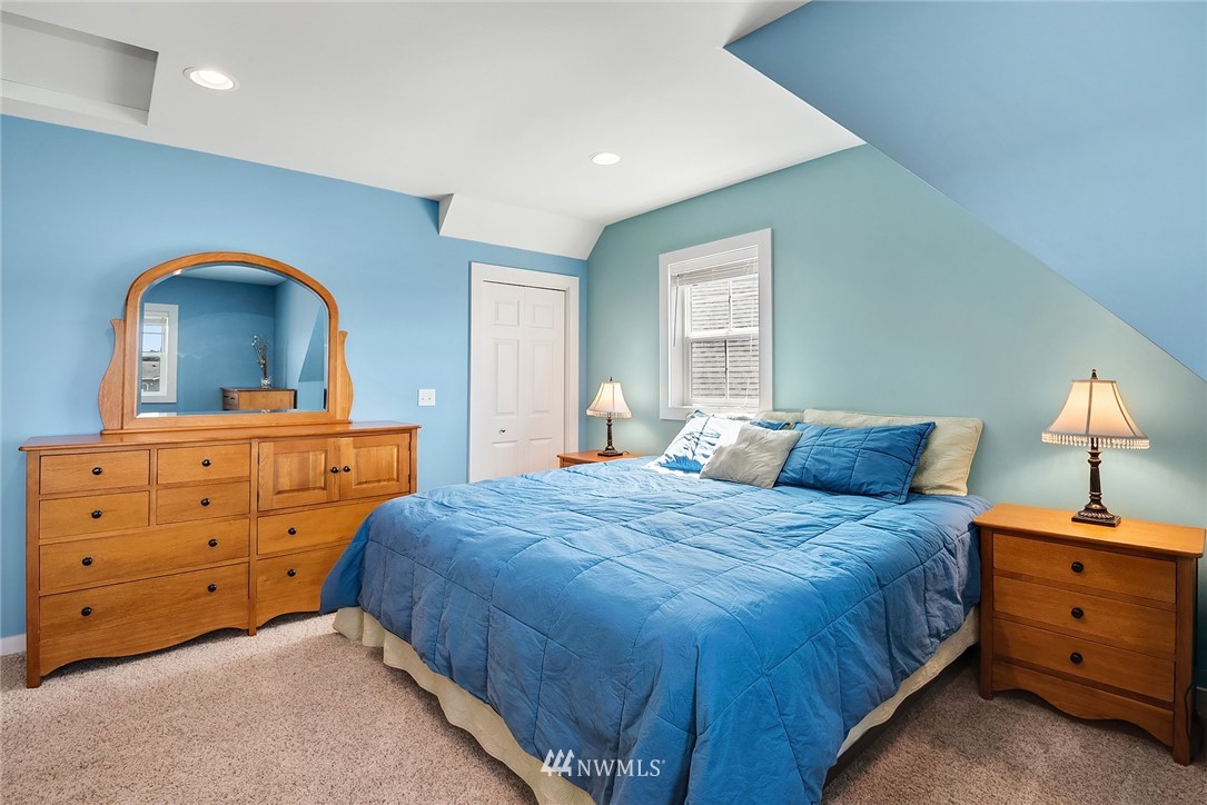 1856 Penn Cove Road Oak Harbor, WA 98277 - Photo 20 of 35 Gallery Image 20