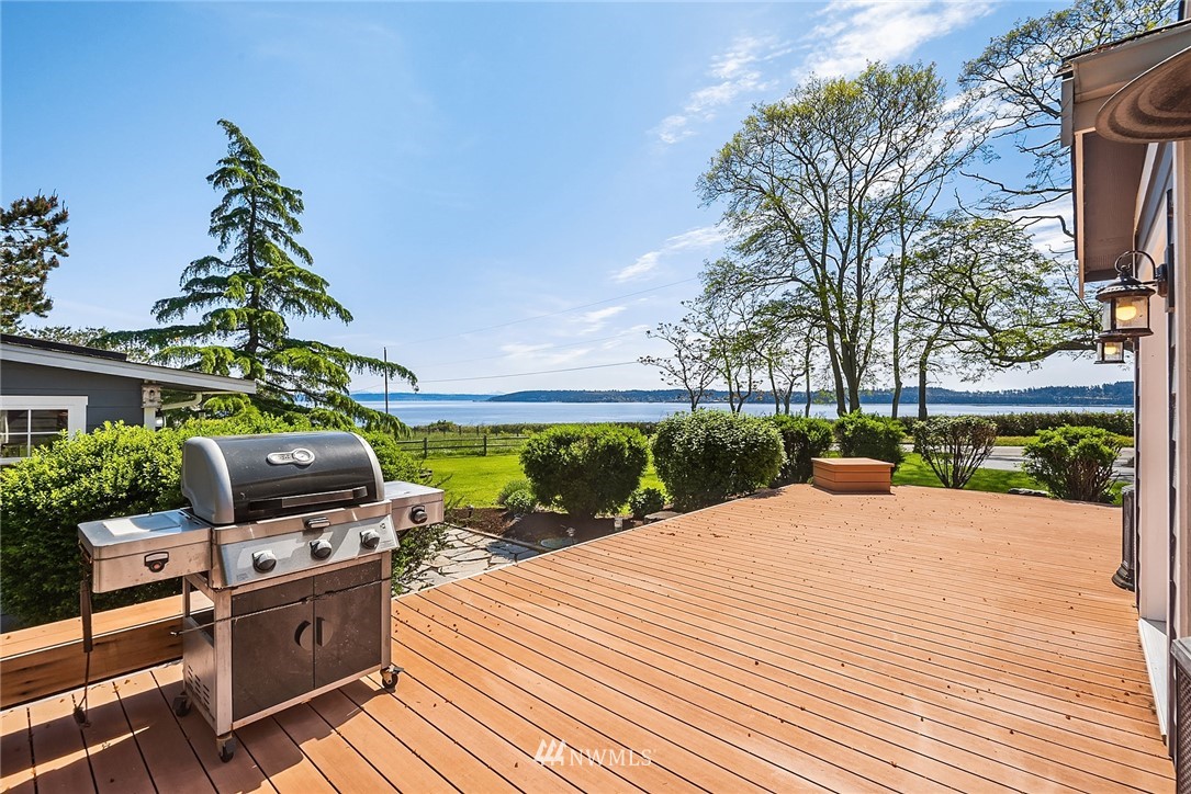 1856 Penn Cove Road Oak Harbor, WA 98277 - Photo 23 of 35 Gallery Image 23