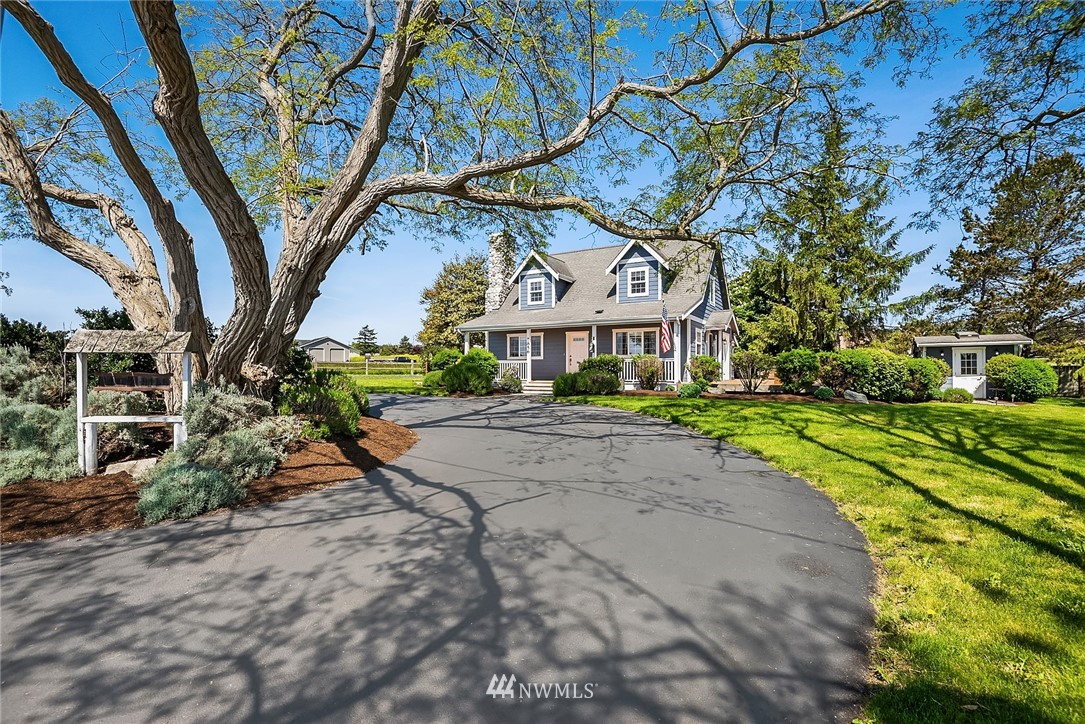 1856 Penn Cove Road Oak Harbor, WA 98277 - Photo 32 of 35 Gallery Image 32
