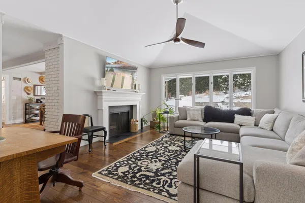 $1,150,000 | 7108 Shannon Drive, Edina, MN 55439