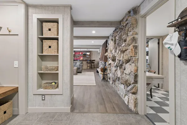 $1,150,000 | 7108 Shannon Drive, Edina, MN 55439