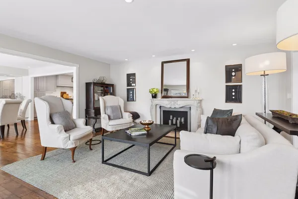 $1,150,000 | 7108 Shannon Drive, Edina, MN 55439