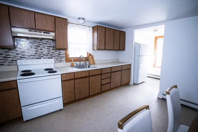 $689,900 | 34 Warren Street, Taunton, MA 02780