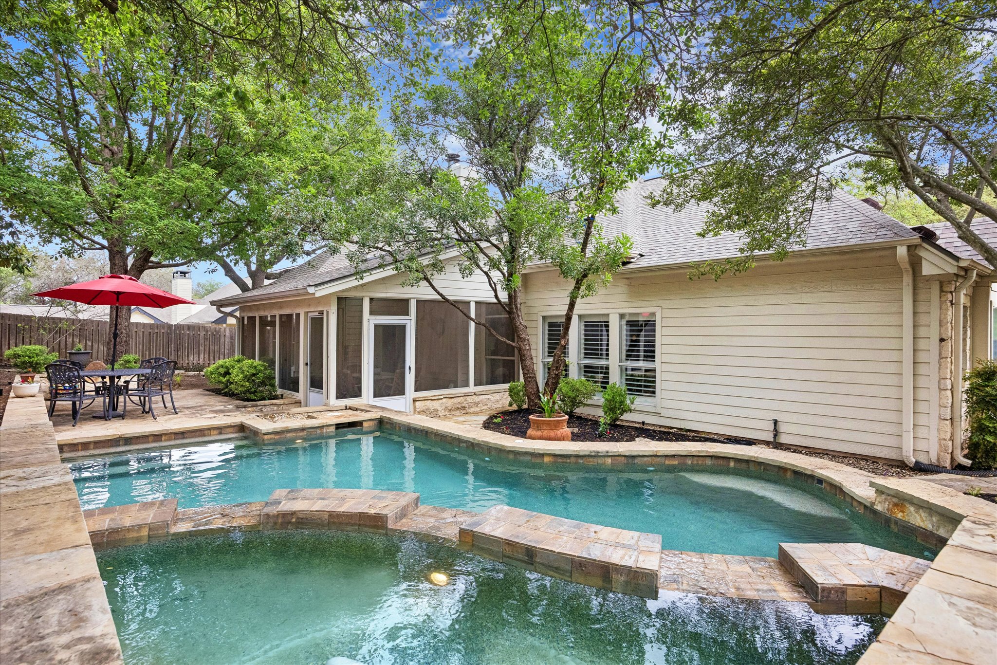 110 Copperleaf Road Lakeway, TX 78734 - Photo 2 of 35