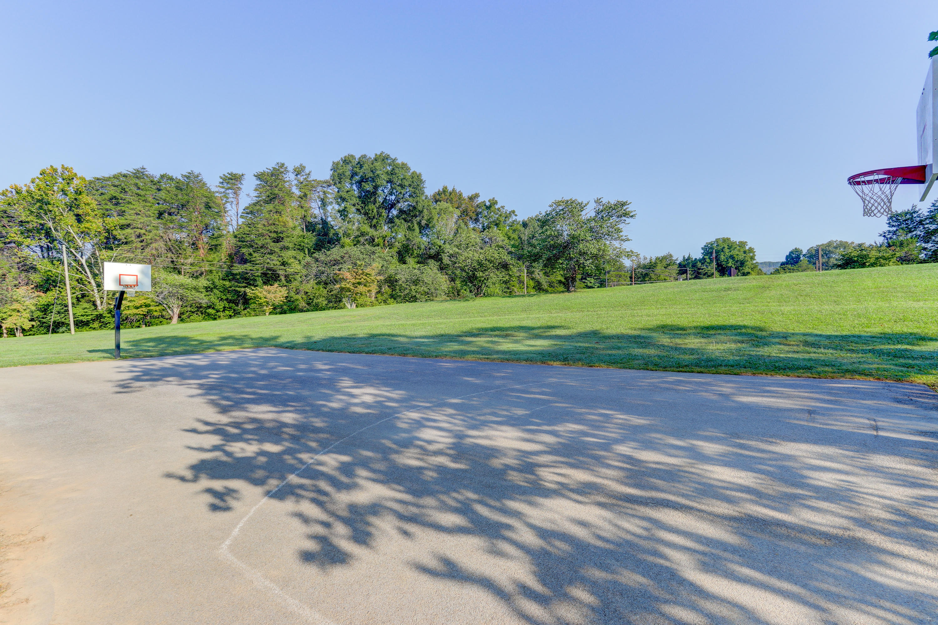 Asbury Road Jacksboro, TN 37757 - Photo 15 of 21 Want to Shoot some Hoops??