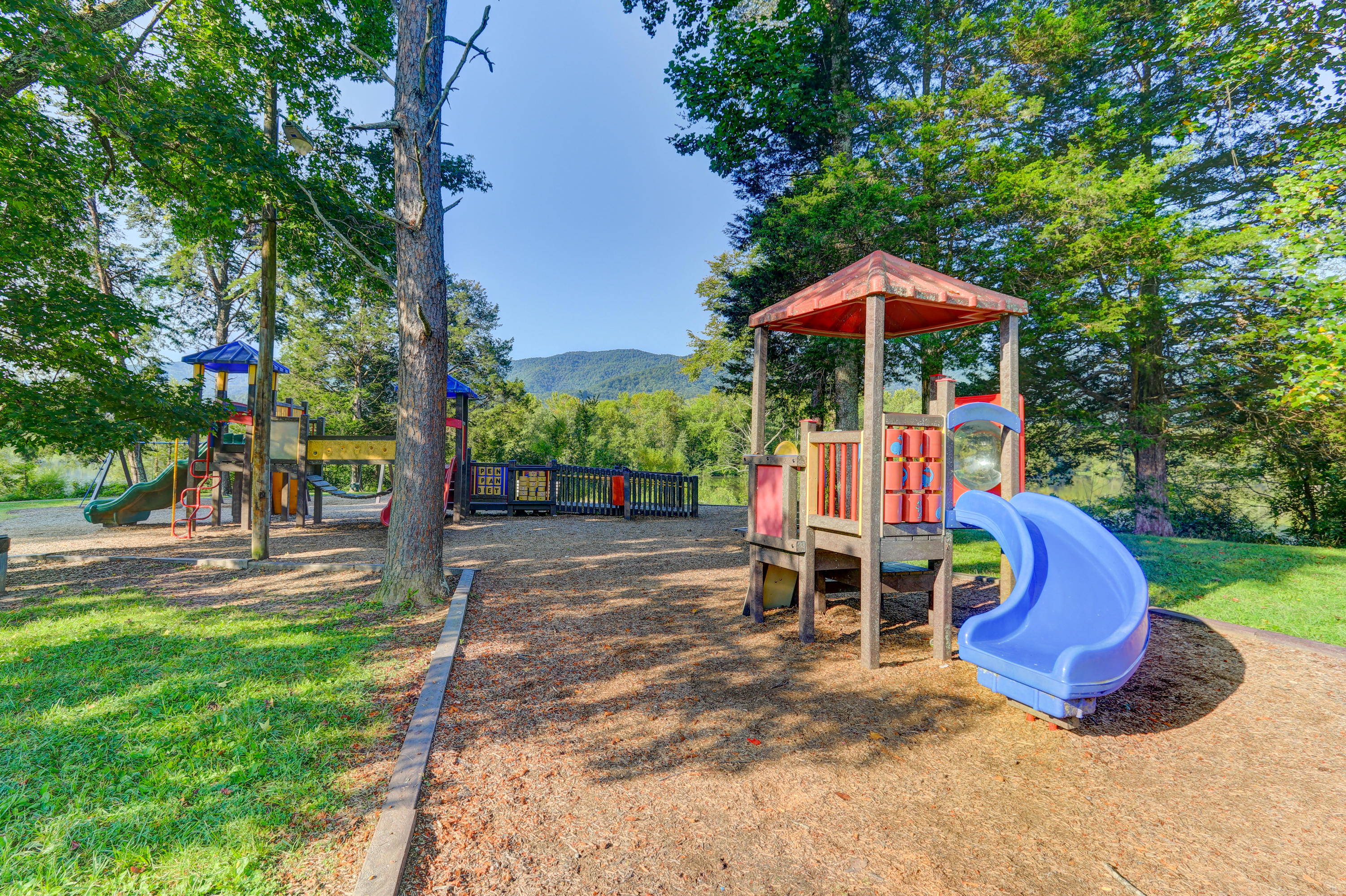 Asbury Road Jacksboro, TN 37757 - Photo 20 of 21 Great Play Area!!