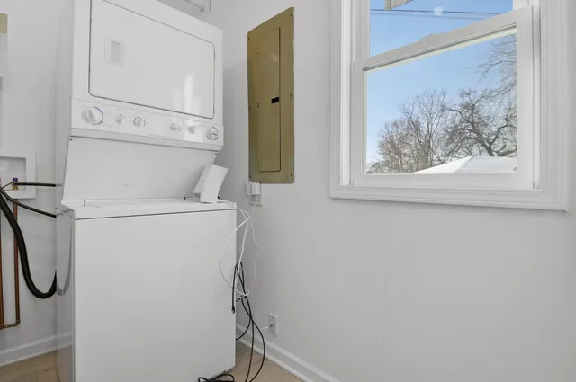 $259,900 | 42380 North Lake Drive, Antioch, IL 60002