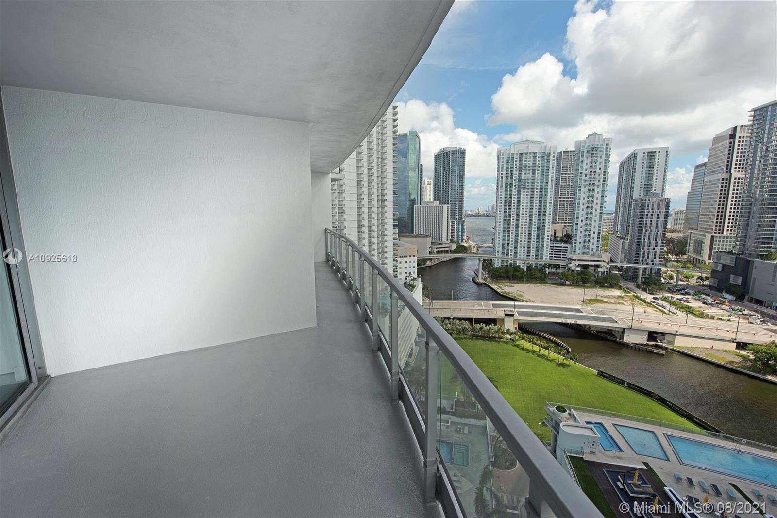 90 Southwest 3rd Street, Unit 2411 Miami, FL 33130 - Photo 3 of 22 a view of a balcony with city view