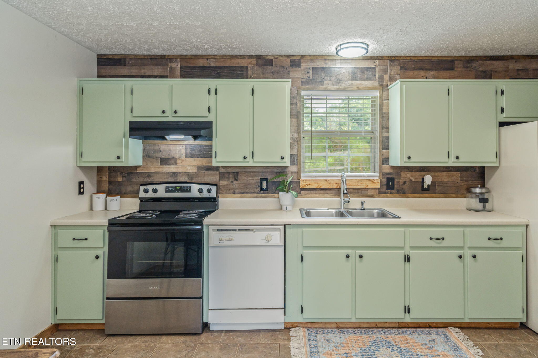 555 North Trigonia Road Greenback, TN 37742 - Photo 25 of 41 25-web-or-mls-555 N. Trigonia Road-26