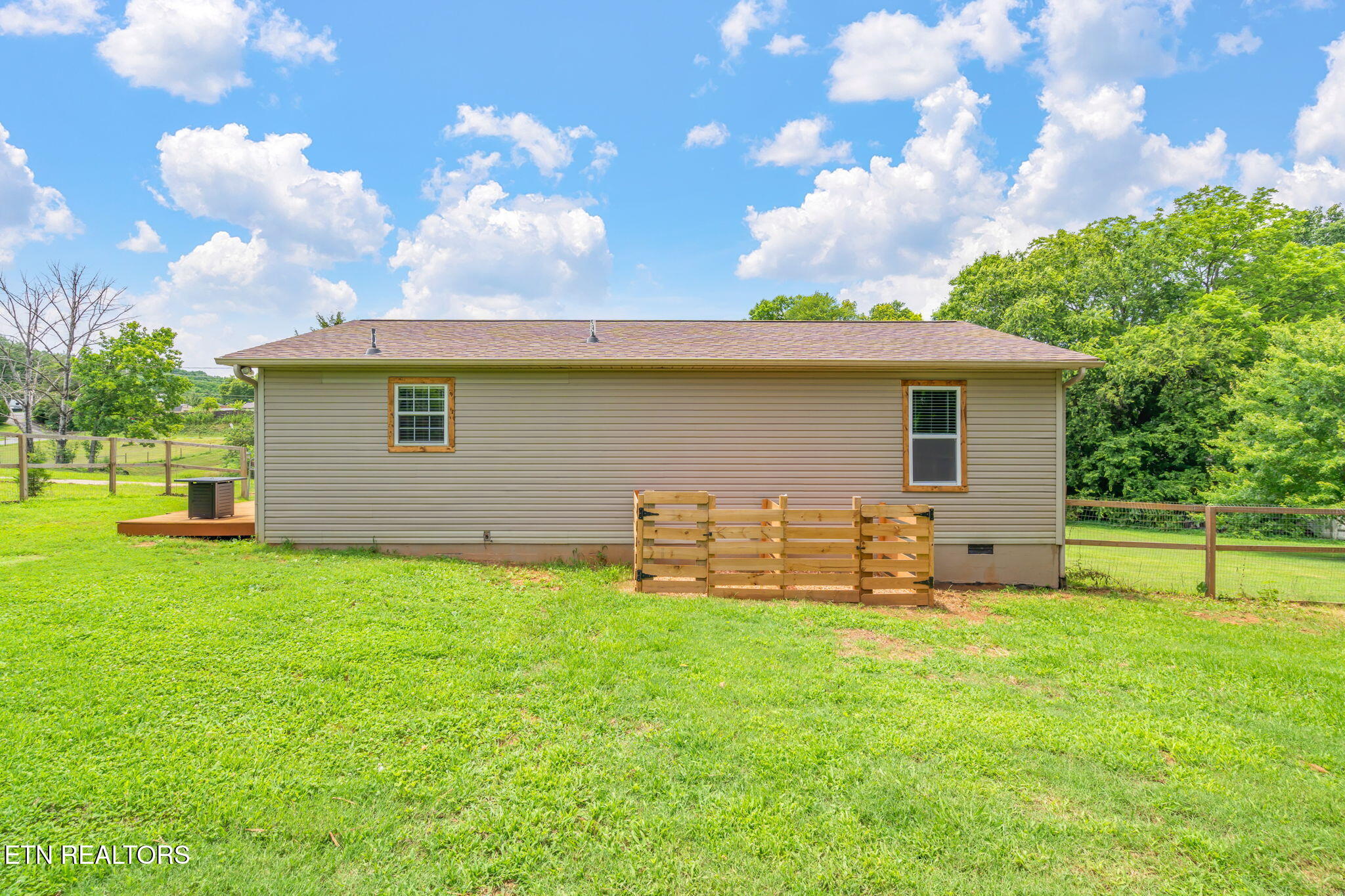 555 North Trigonia Road Greenback, TN 37742 - Photo 38 of 41 38-web-or-mls-555 N. Trigonia Road-39