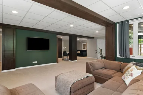 $675,000 | 6275 Murifield Drive, Gurnee, IL 60031