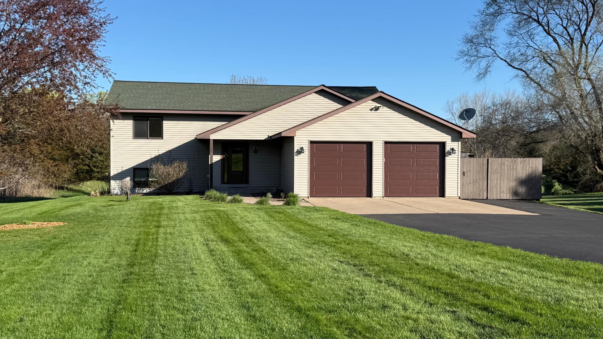 982 Drover Trail Hudson, WI 54016 - Photo 14 of 17