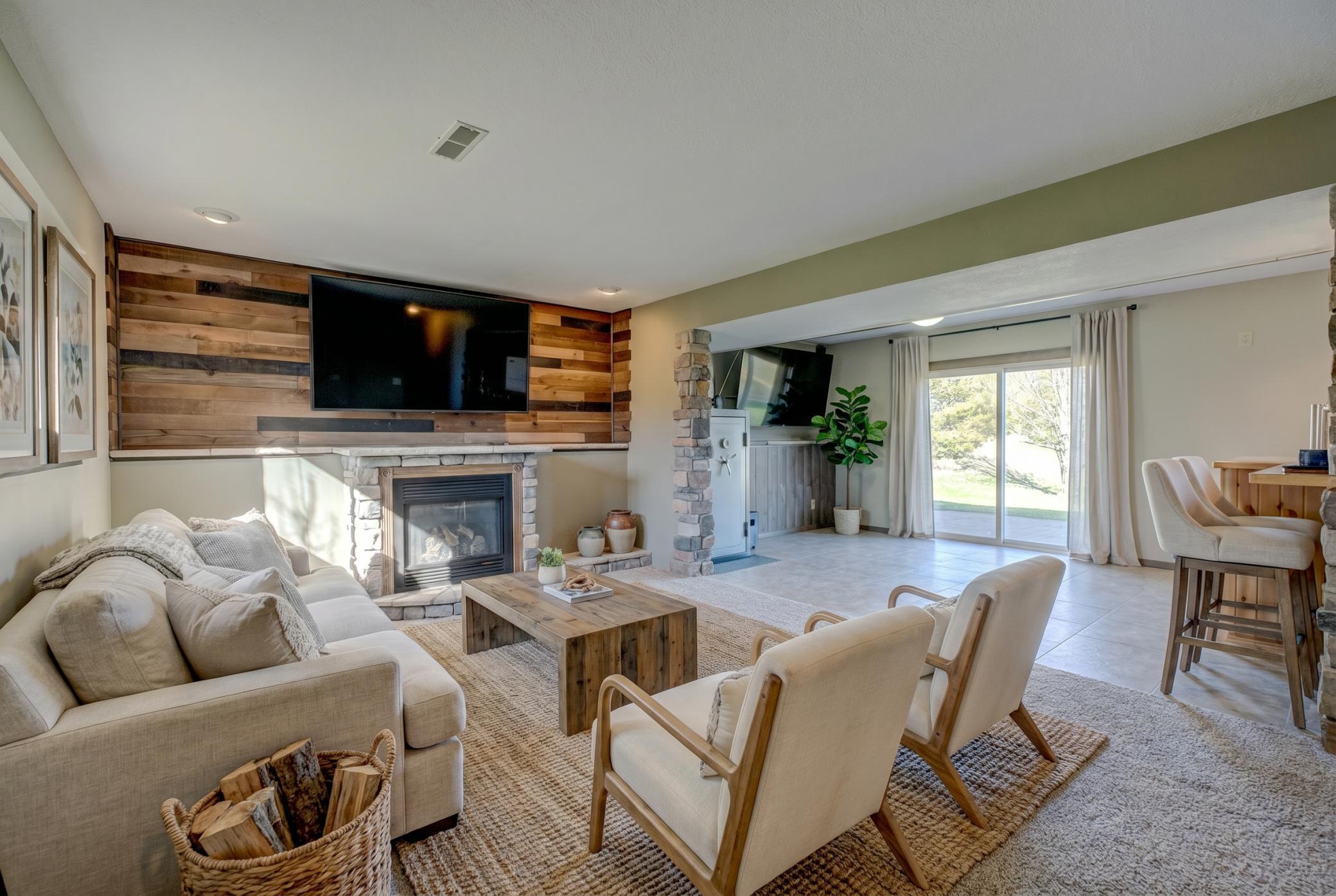 982 Drover Trail Hudson, WI 54016 - Photo 9 of 17