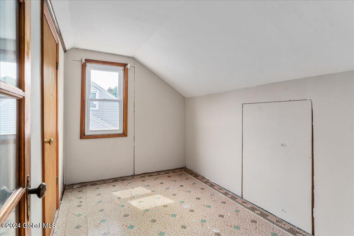 2838 Halsey Drive Schenectady, NY 12304 - Photo 20 of 28 22-2838 HALSEY-31