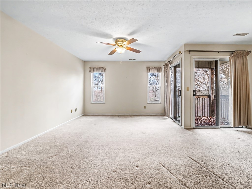 1207 West River Road North, Unit D3 Elyria, OH 44035 - Photo 10 of 32