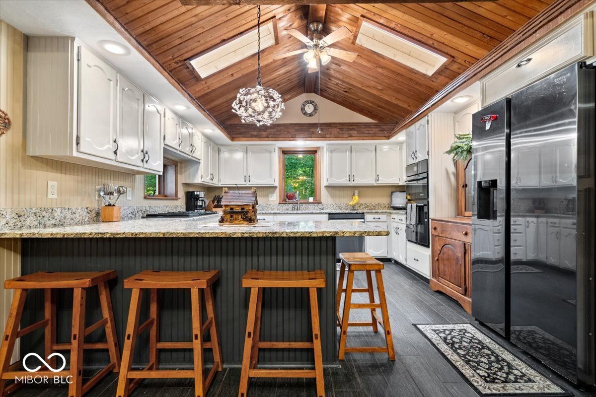 6975 Milhouse Road Indianapolis, IN 46221 - Photo 8 of 54