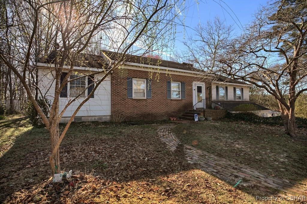11351 Harcum Road Gloucester, VA 23061 - Photo 3 of 25