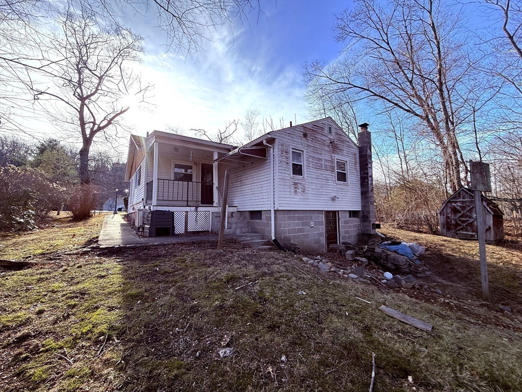 108 Southbridge Road Dudley, MA 01571 - Photo 8 of 27 Gallery Image 8