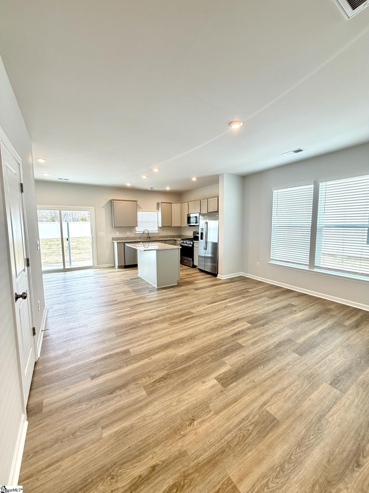 140 Randwick Lane Greer, SC 29651 - Photo 3 of 28