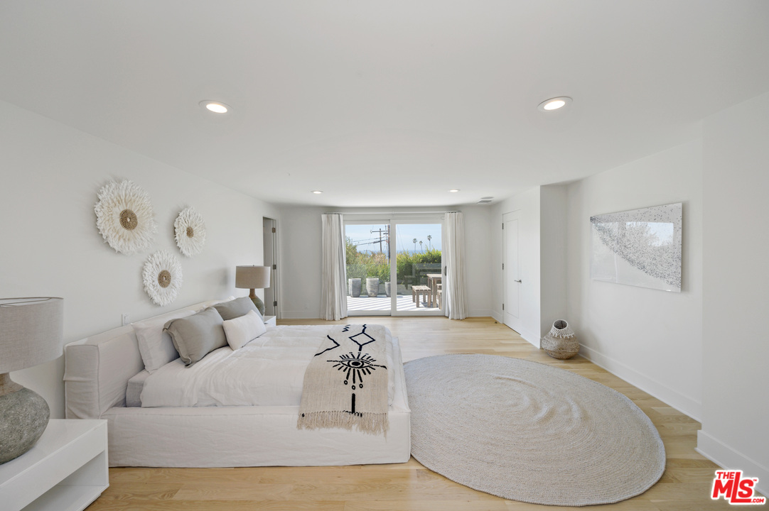 29803 Baden Place Malibu, CA 90265 - Photo 13 of 23