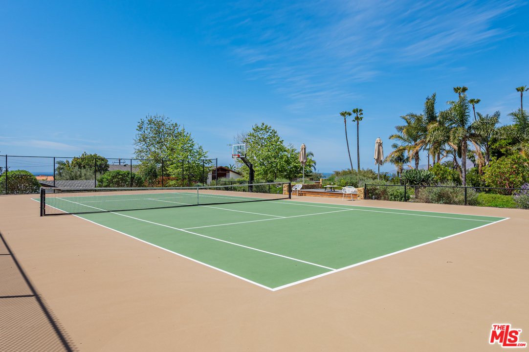 29803 Baden Place Malibu, CA 90265 - Photo 20 of 23