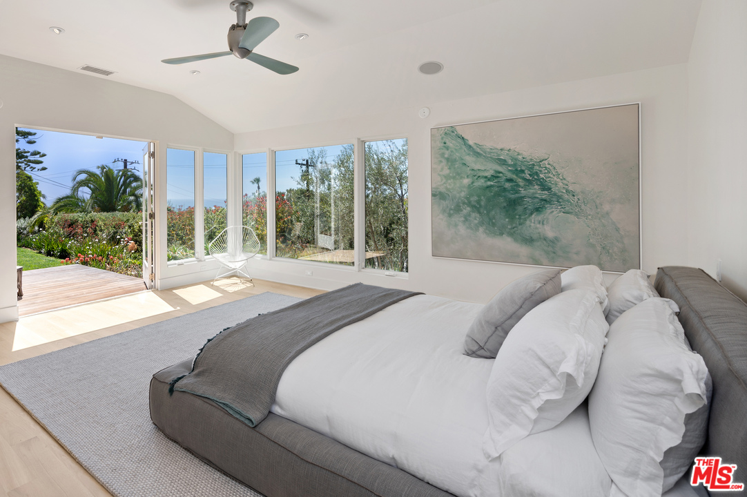 29803 Baden Place Malibu, CA 90265 - Photo 9 of 23