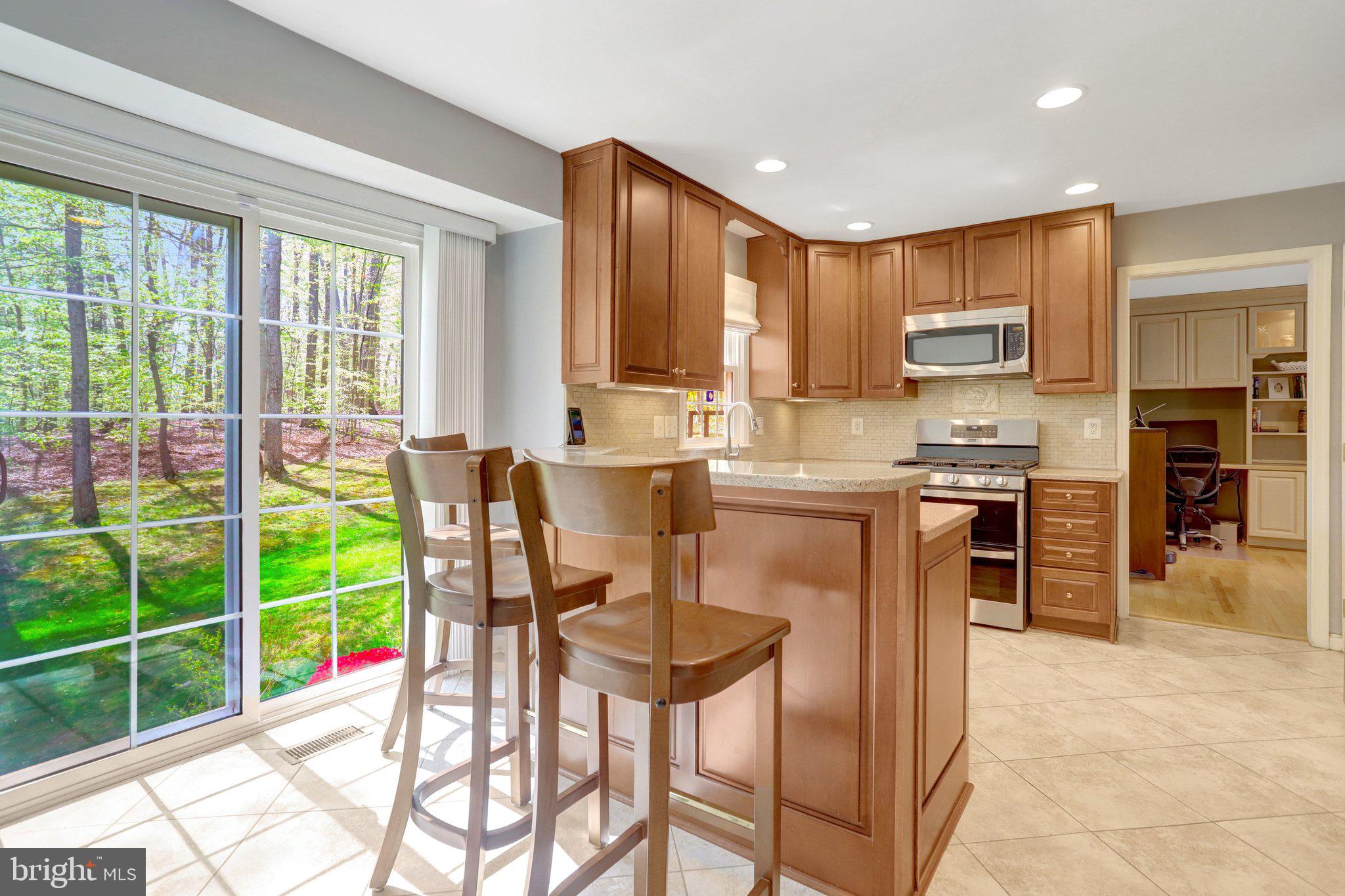 8723 Cuttermill Place Springfield, VA 22153 - Photo 11 of 53 Gallery Image 11